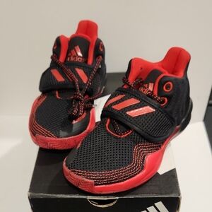Adidas Kids Deep Threat Primeblue Black & Red Basketball Sneakers 11k EUC